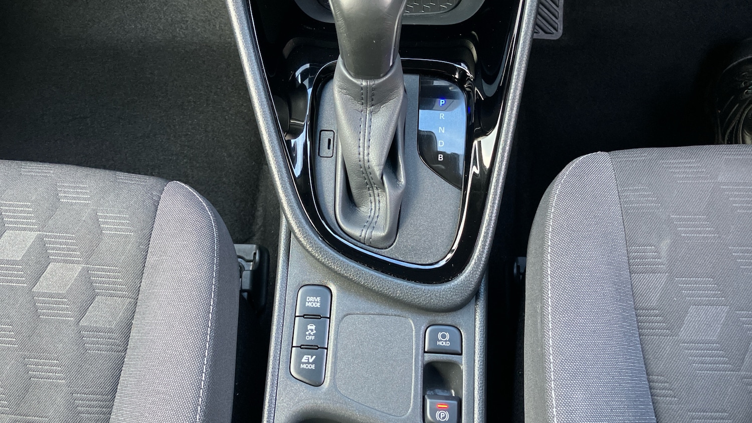 Used Toyota Yaris 2024 for sale - 76171698: Photo 35