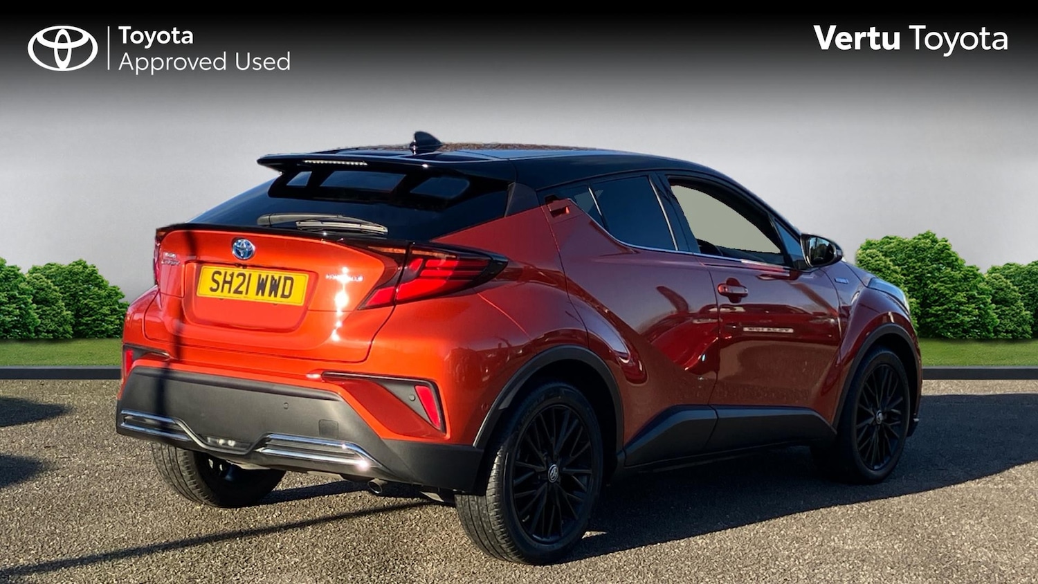 Used Toyota C-HR 2021 for sale - 76779229: Photo 2