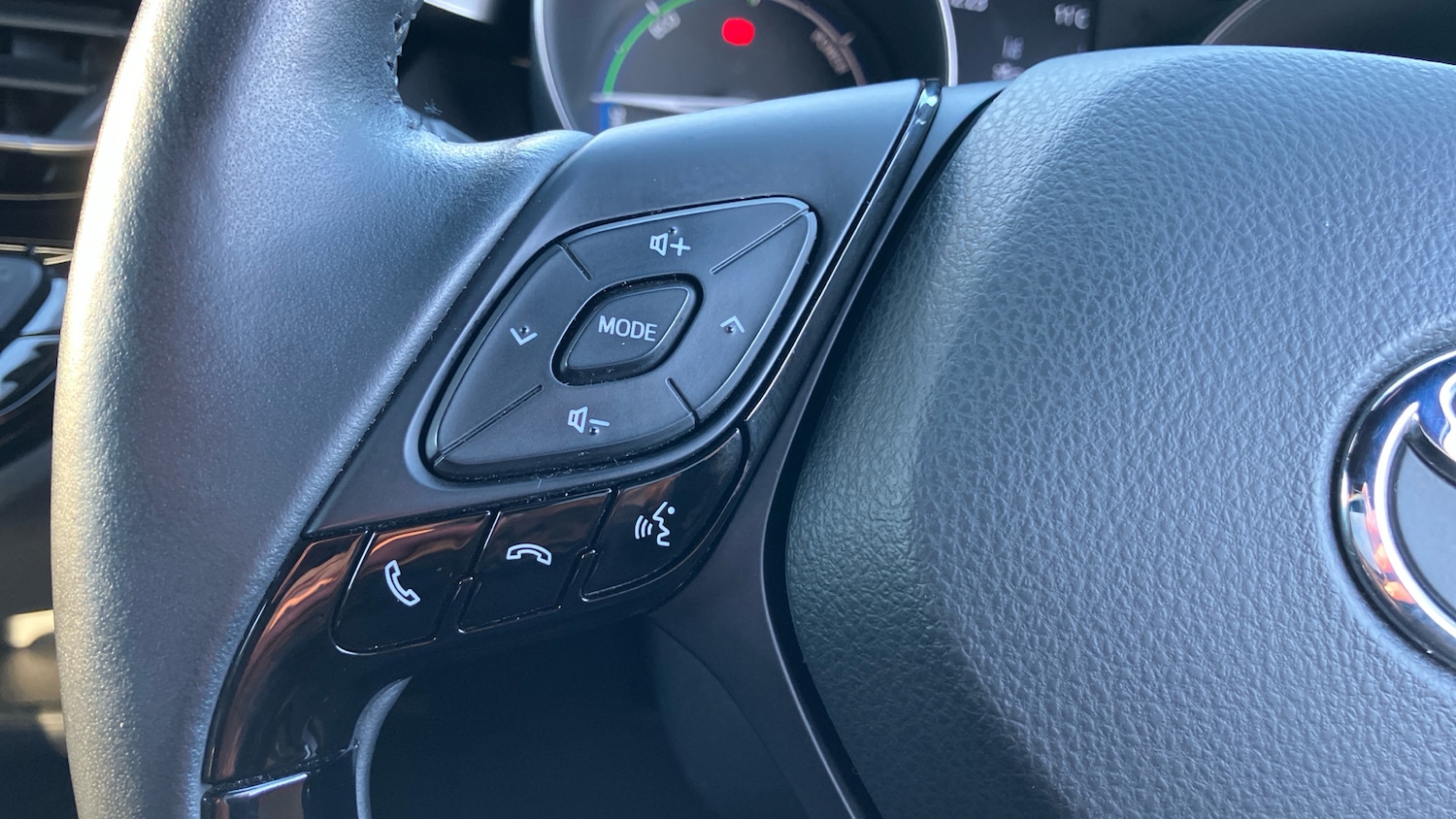 Used Toyota C-HR 2021 for sale - 76779229: Photo 36