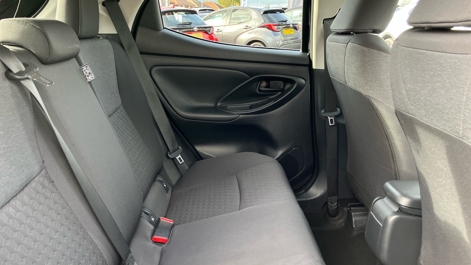 Used Toyota Yaris 2023 for sale - 76427798: Photo 12