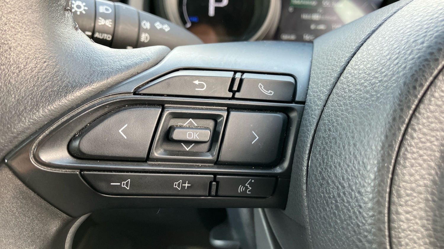 Used Toyota Yaris 2023 for sale - 76427798: Photo 36