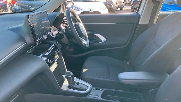 Used Toyota Yaris Cross 2025 for sale - 75724930: Photo 10