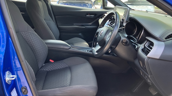 Used Toyota C-HR 2022 for sale - 76219678: Photo 11