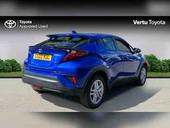 Used Toyota C-HR 2022 for sale - 76219678: Photo