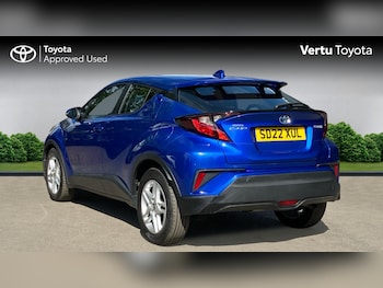 Used Toyota C-HR 2022 for sale - 76219678: Photo