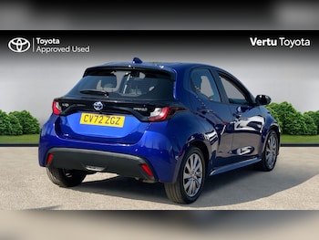 Used Toyota Yaris 2022 for sale - 77998256: Photo