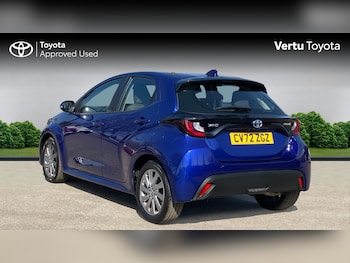 Used Toyota Yaris 2022 for sale - 77998256: Photo