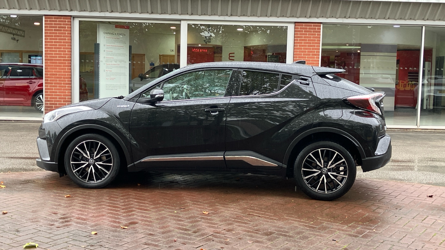 Used Toyota C-HR 2019 for sale - 76736396: Photo 17
