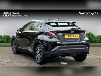 Used Toyota C-HR 2019 for sale - 76736396: Photo