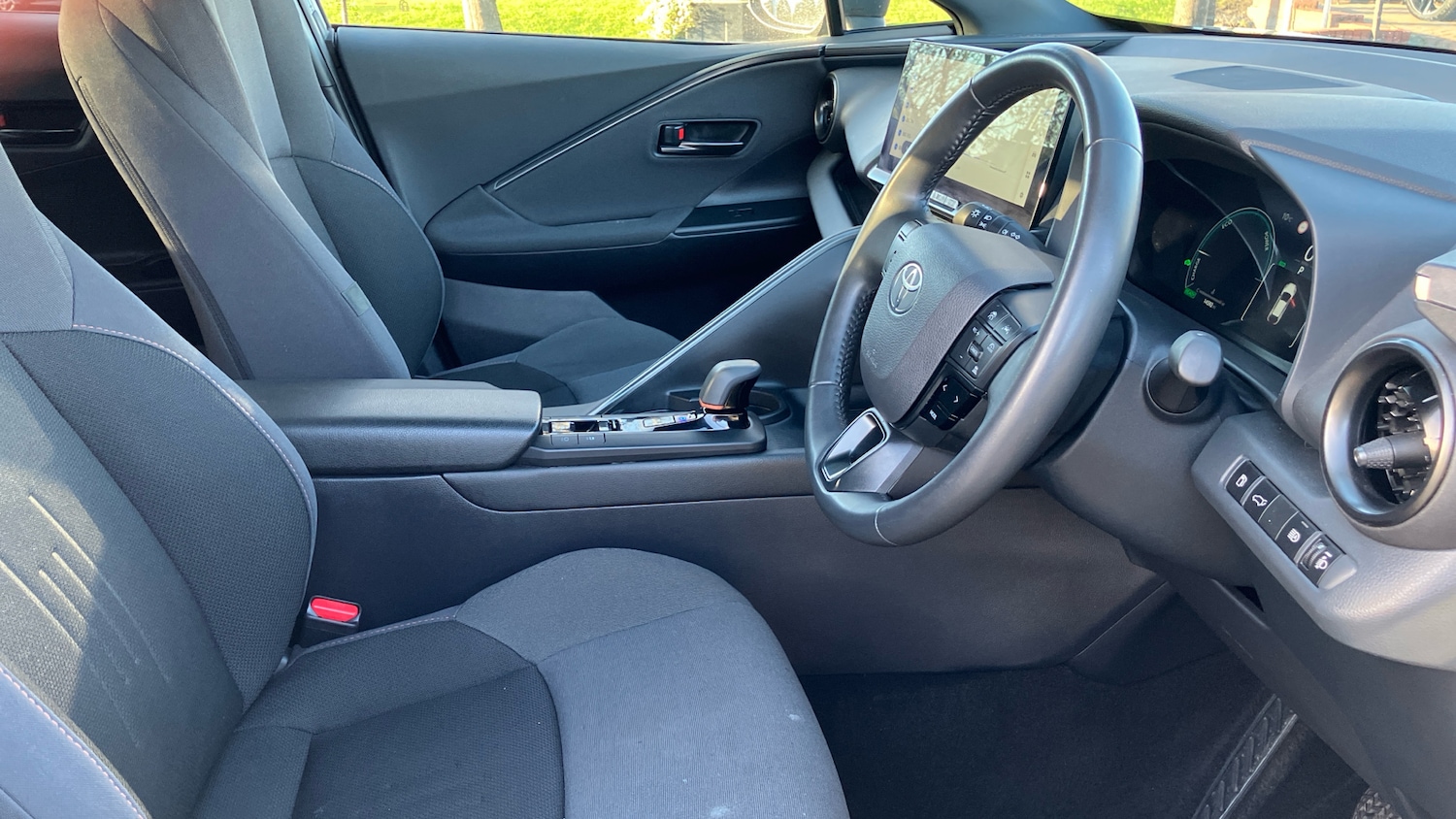 Used Toyota C-HR 2024 for sale - 77077224: Photo 11