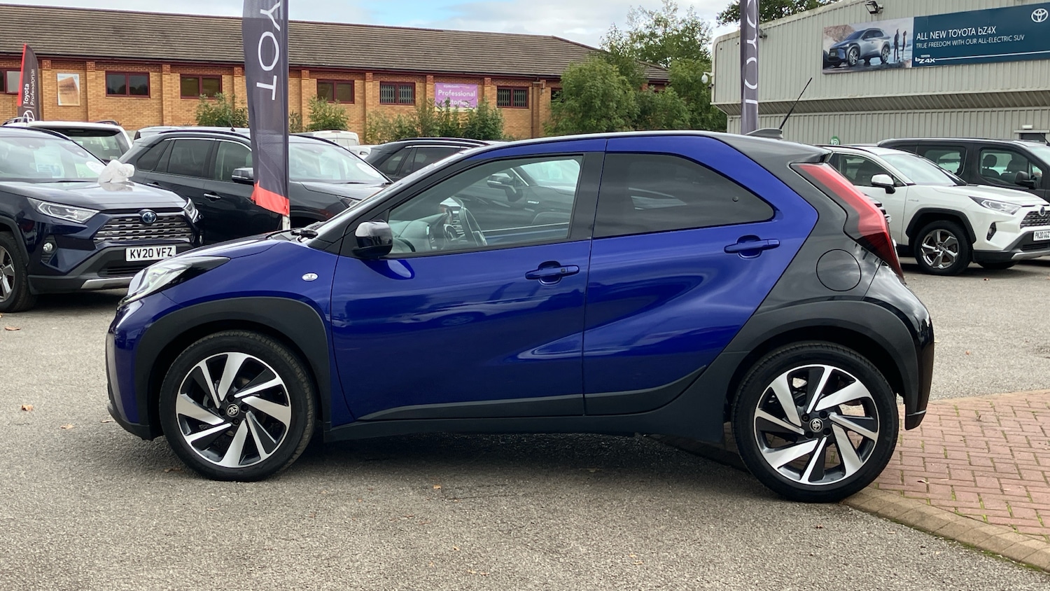 Used Toyota Aygo X 2022 for sale - 76170614: Photo 17