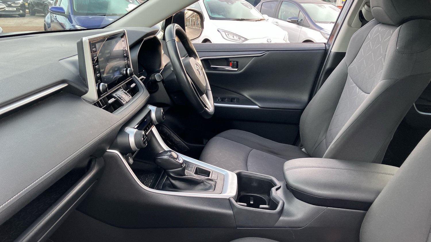 Used Toyota RAV4 2022 for sale - 76833921: Photo 10