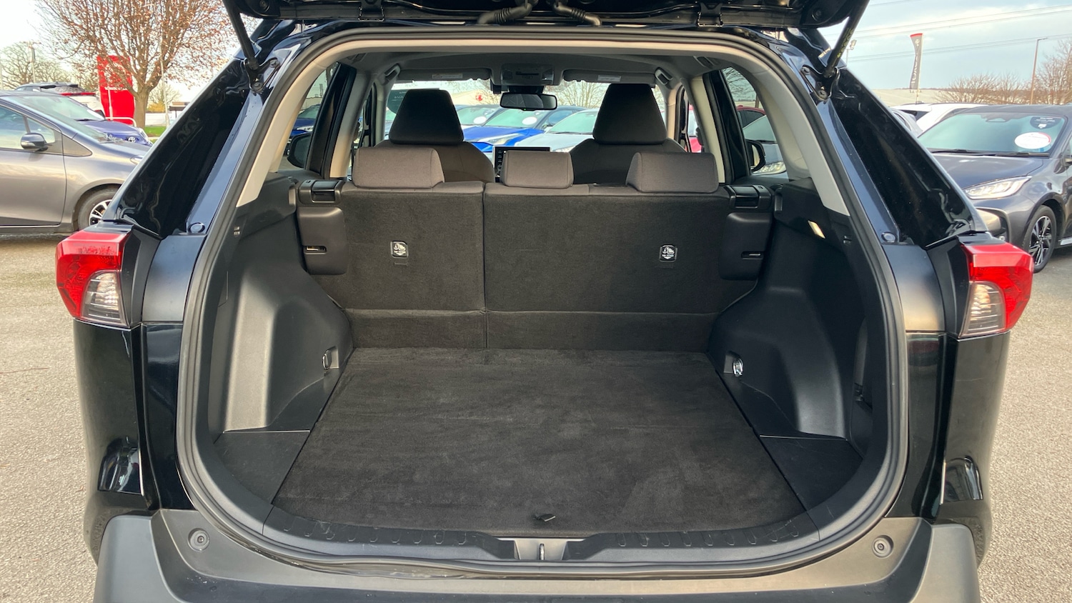 Used Toyota RAV4 2022 for sale - 76833921: Photo 14