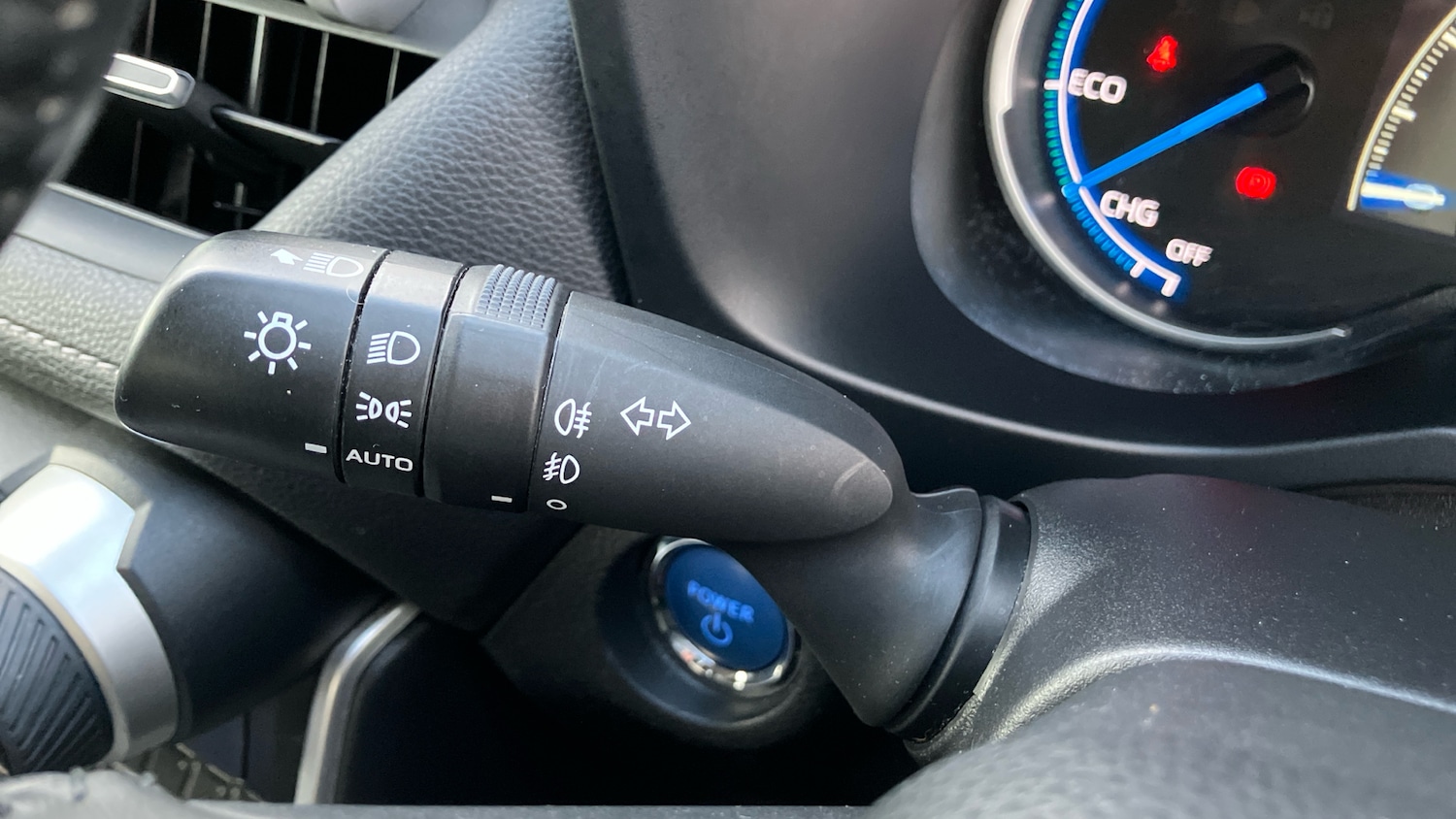 Used Toyota RAV4 2022 for sale - 76833921: Photo 38