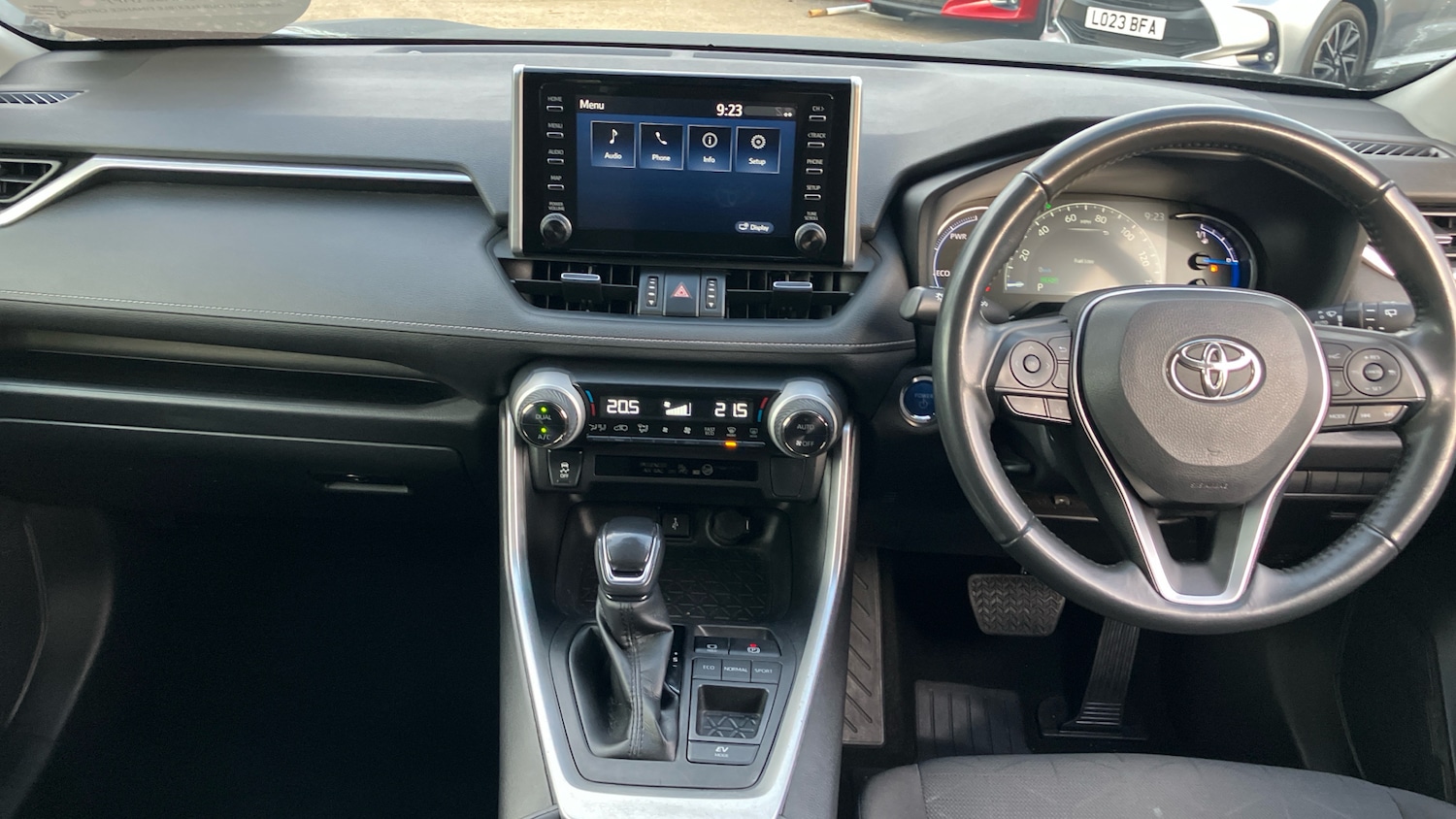 Used Toyota RAV4 2022 for sale - 76833921: Photo 5