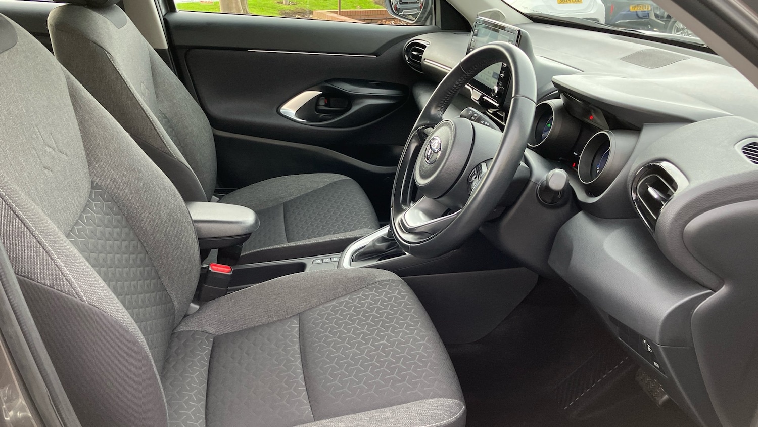 Used Toyota Yaris Cross 2022 for sale - 76948851: Photo 11