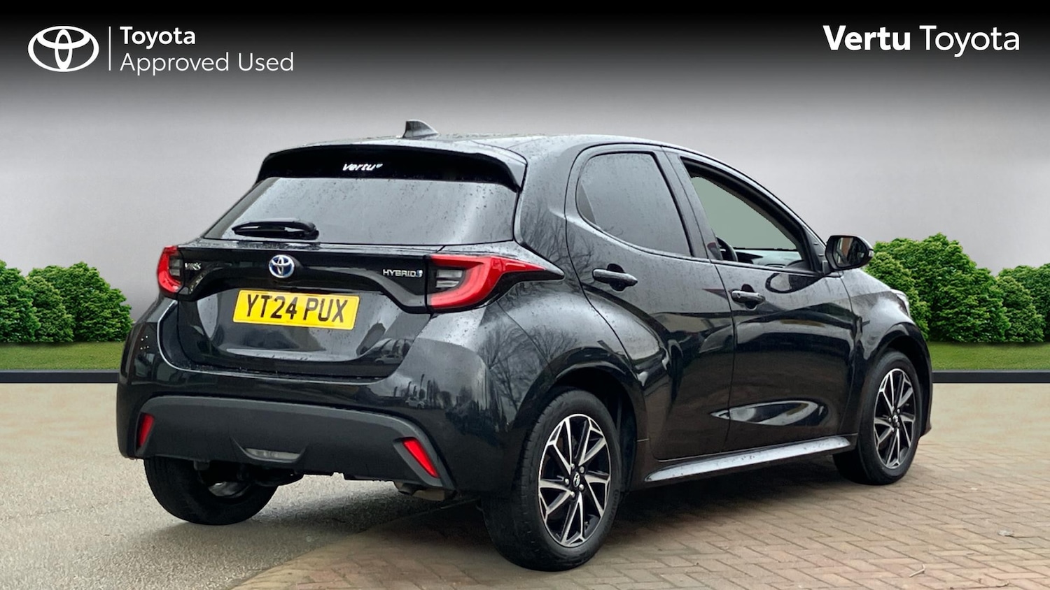 Used Toyota Yaris 2024 for sale - 77260709: Photo 2