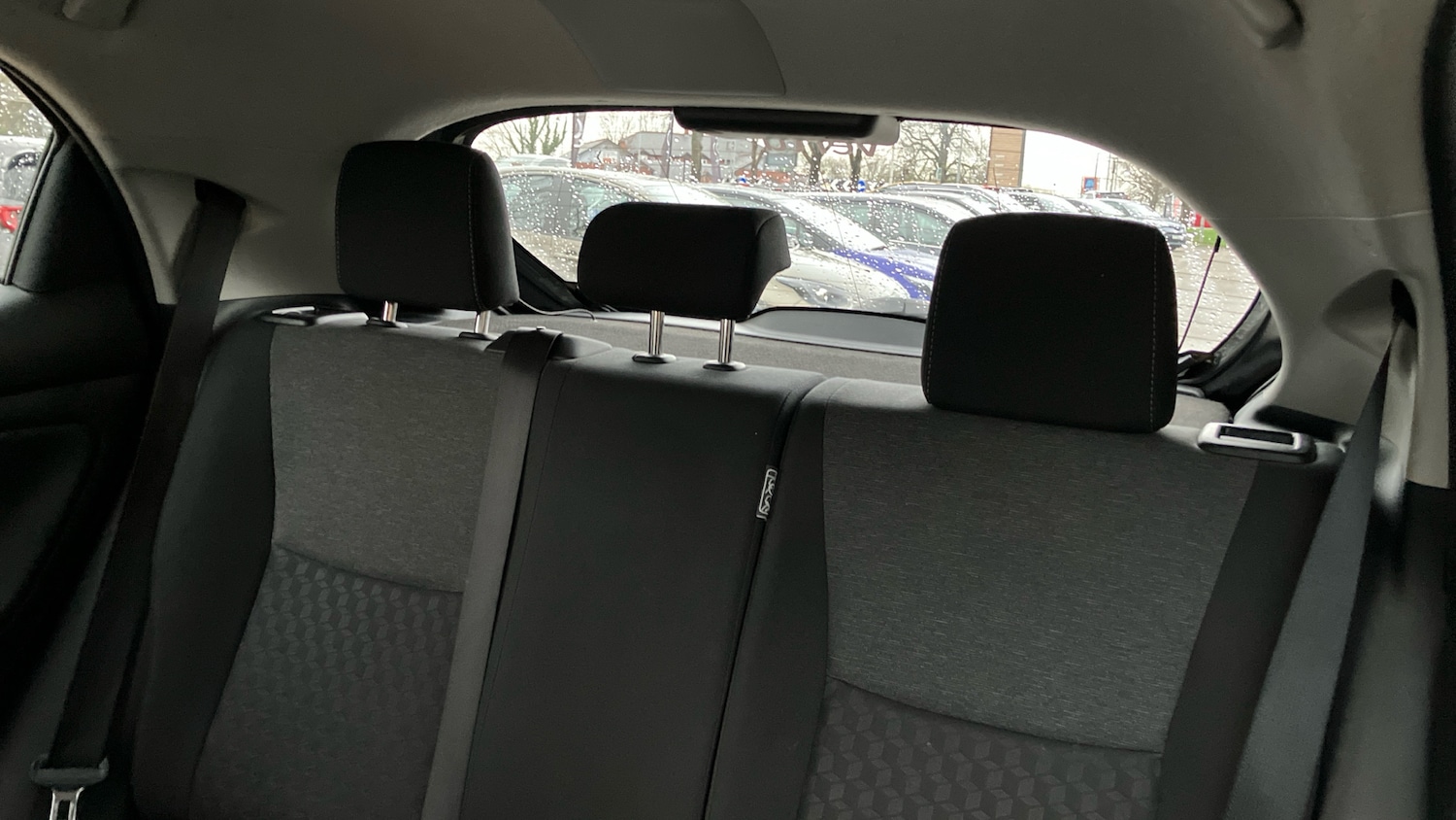 Used Toyota Yaris 2024 for sale - 77260709: Photo 23