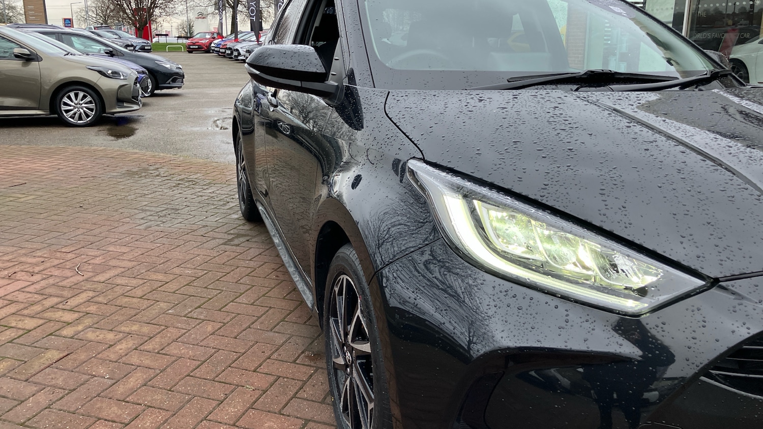 Used Toyota Yaris 2024 for sale - 77260709: Photo 41