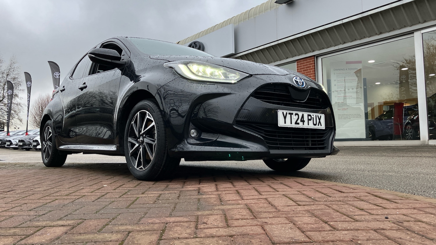 Used Toyota Yaris 2024 for sale - 77260709: Photo 42