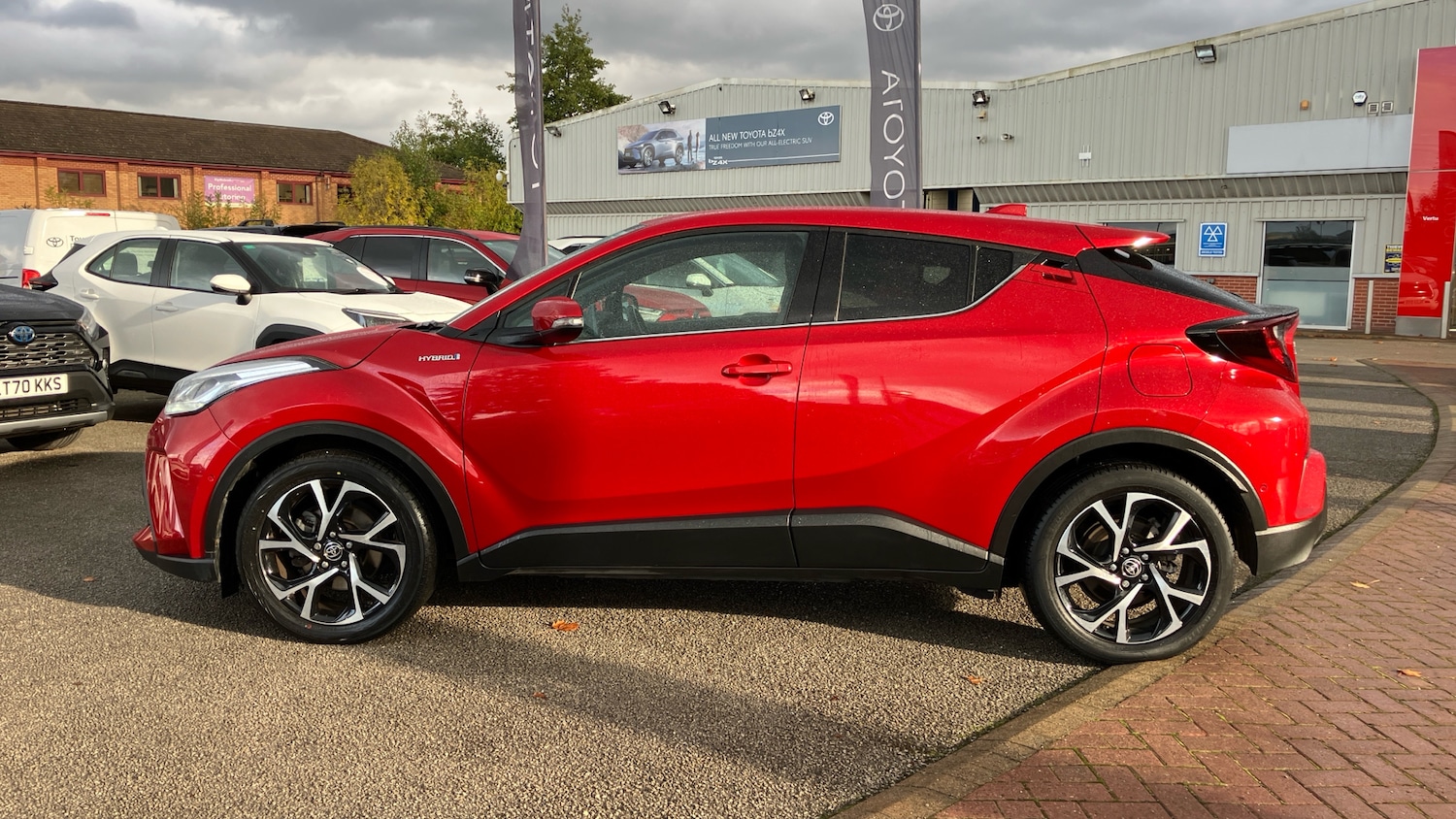 Used Toyota C-HR 2021 for sale - 76340504: Photo 17