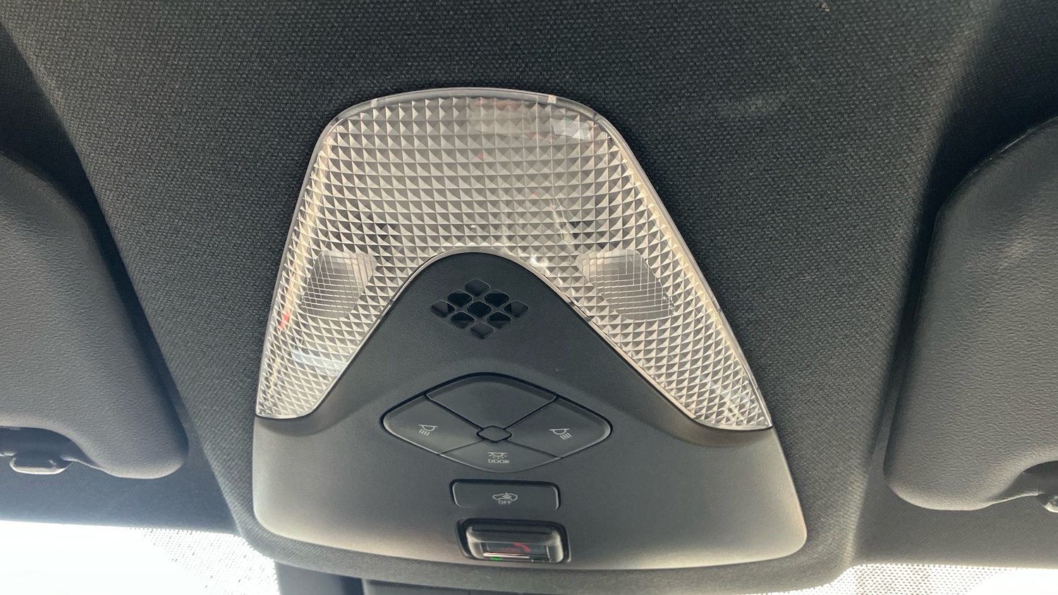 Used Toyota C-HR 2021 for sale - 76340504: Photo 33