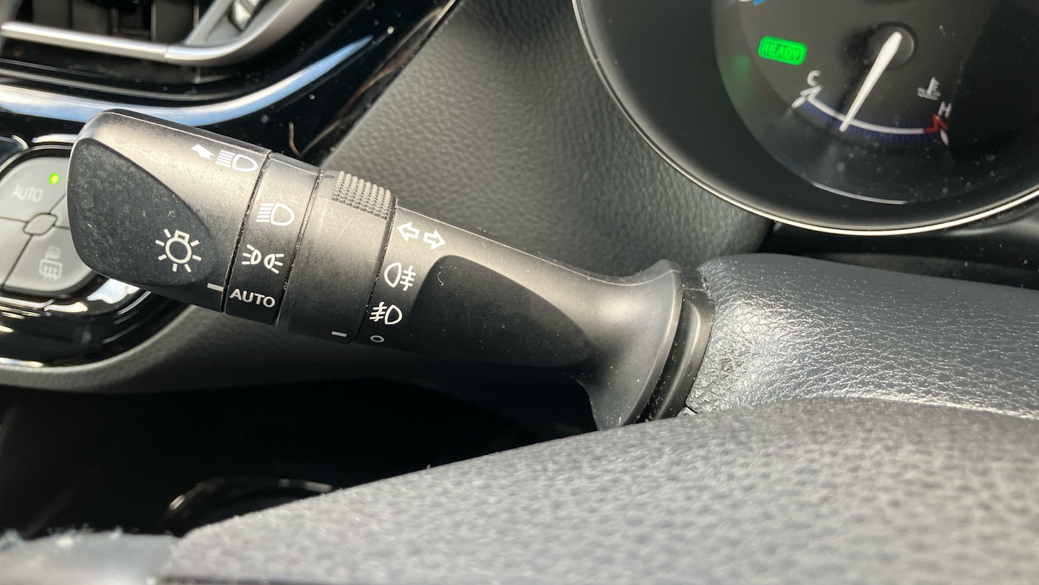 Used Toyota C-HR 2021 for sale - 76340504: Photo 38
