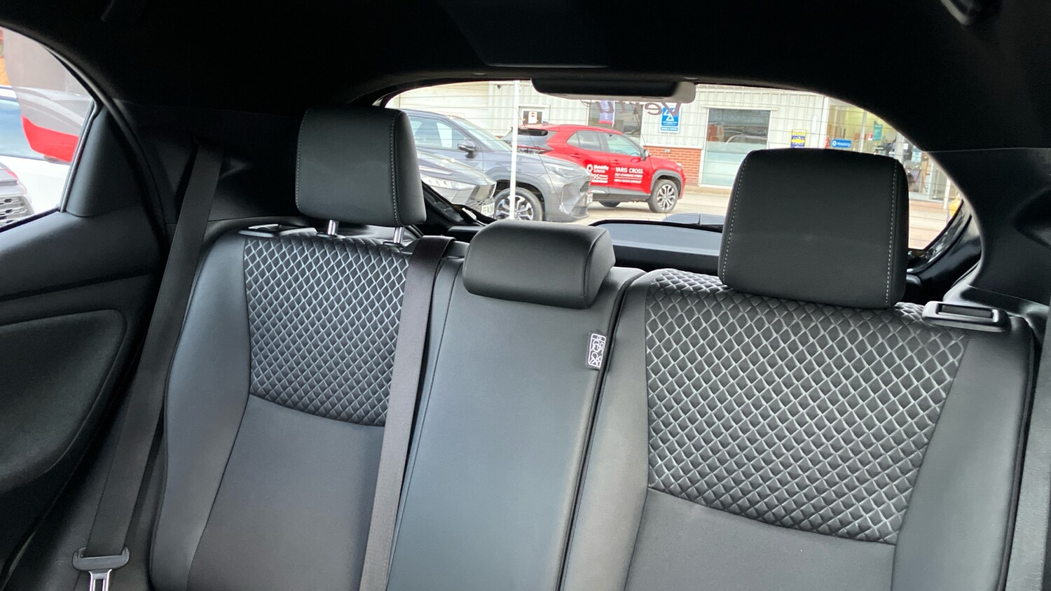 Used Toyota Yaris 2020 for sale - 77718526: Photo 23