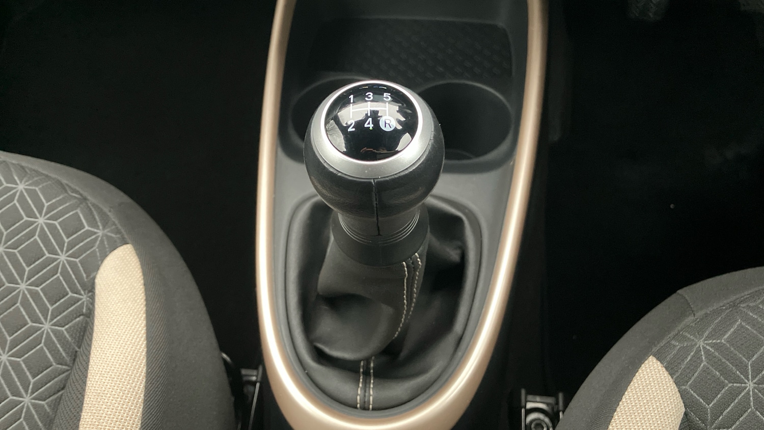 Used Toyota Aygo X 2025 for sale - 76908431: Photo 35