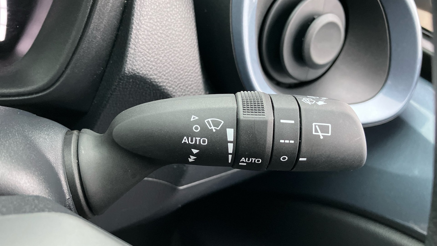 Used Toyota Aygo X 2024 for sale - 76544233: Photo 39