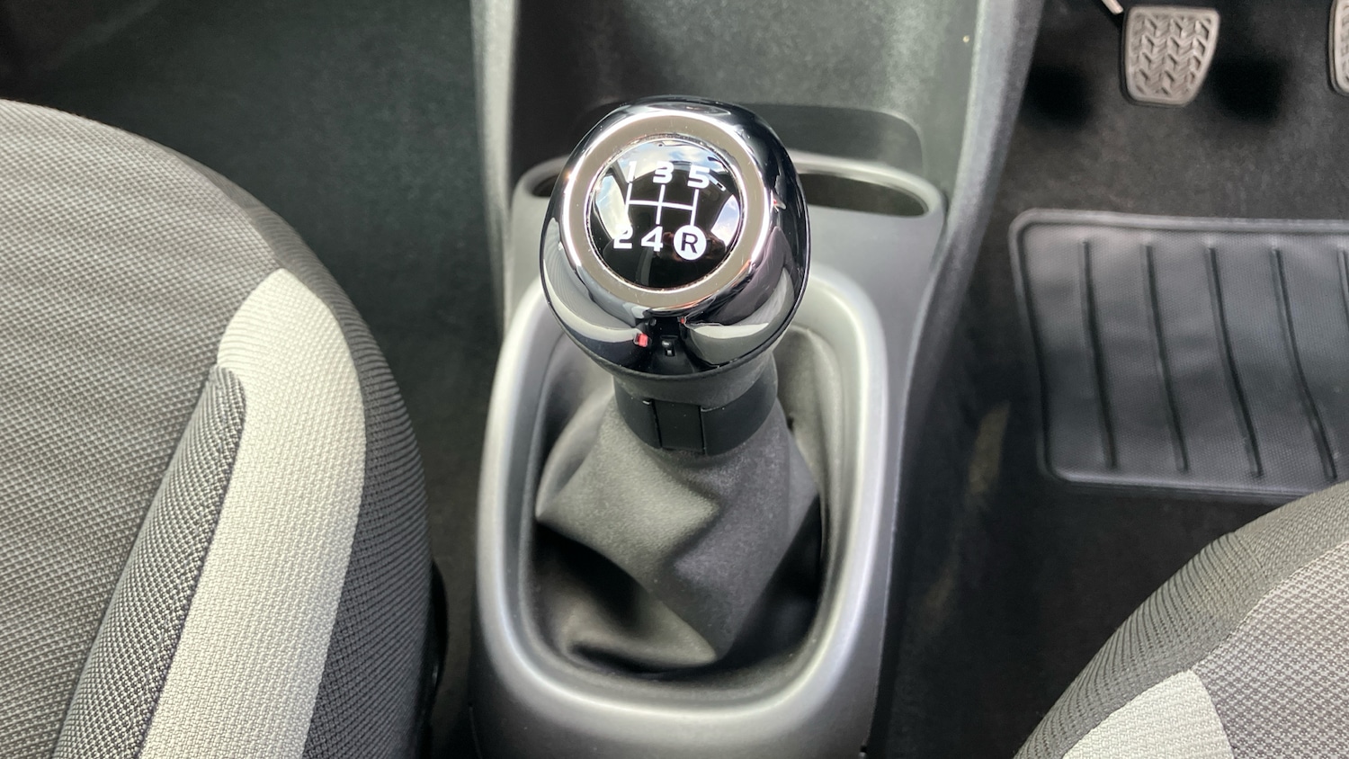 Used Toyota AYGO 2020 for sale - 77961681: Photo 35