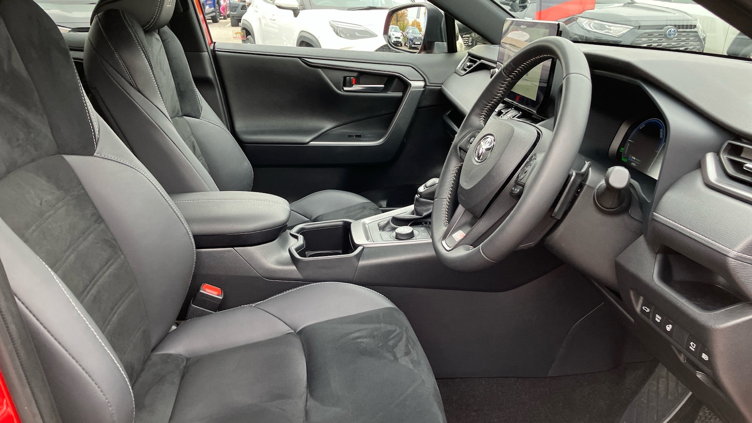 Used Toyota RAV4 2024 for sale - 76311341: Photo 11