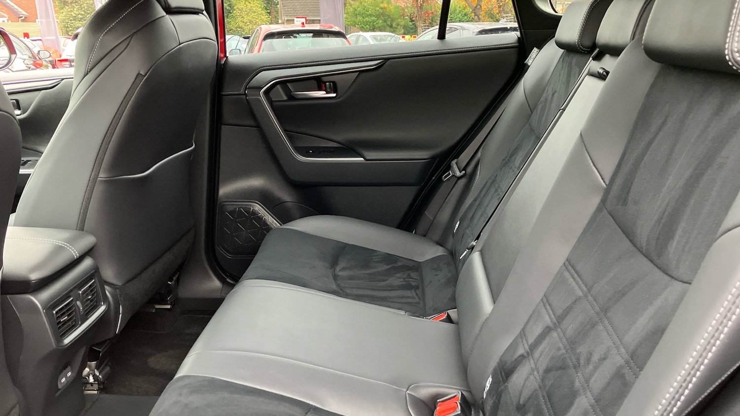Used Toyota RAV4 2024 for sale - 76311341: Photo 13