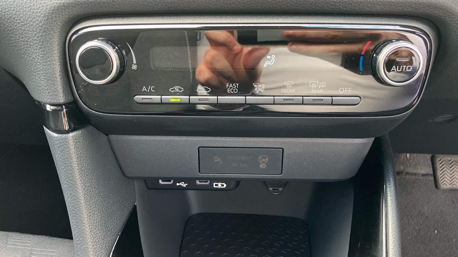 Vehicle 33