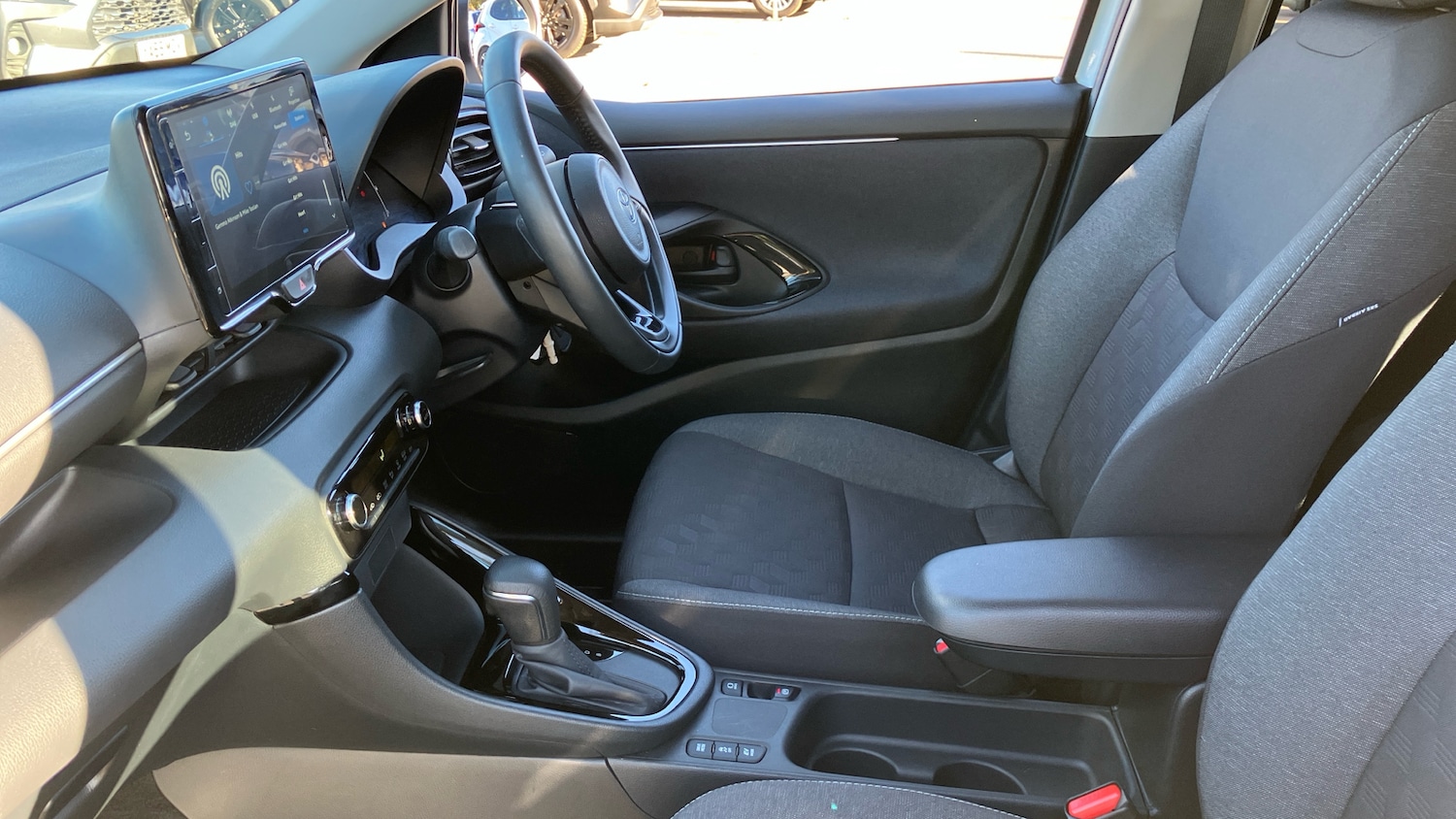 Used Toyota Yaris 2024 for sale - 76171704: Photo 10