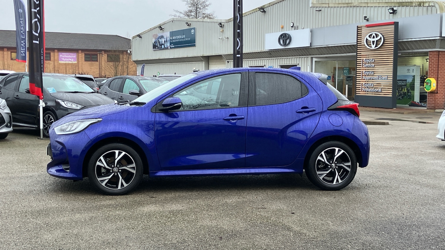 Used Toyota Yaris 2024 for sale - 77403768: Photo 17