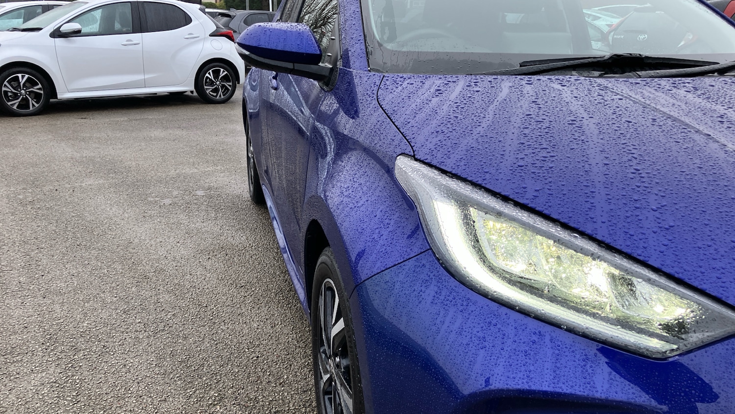 Used Toyota Yaris 2024 for sale - 77403768: Photo 41