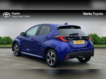 Used Toyota Yaris 2024 for sale - 77403768: Photo