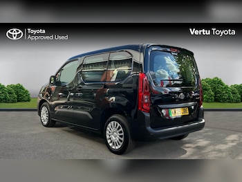 Used Toyota PROACE CITY Verso 2025 for sale - 75894353: Photo