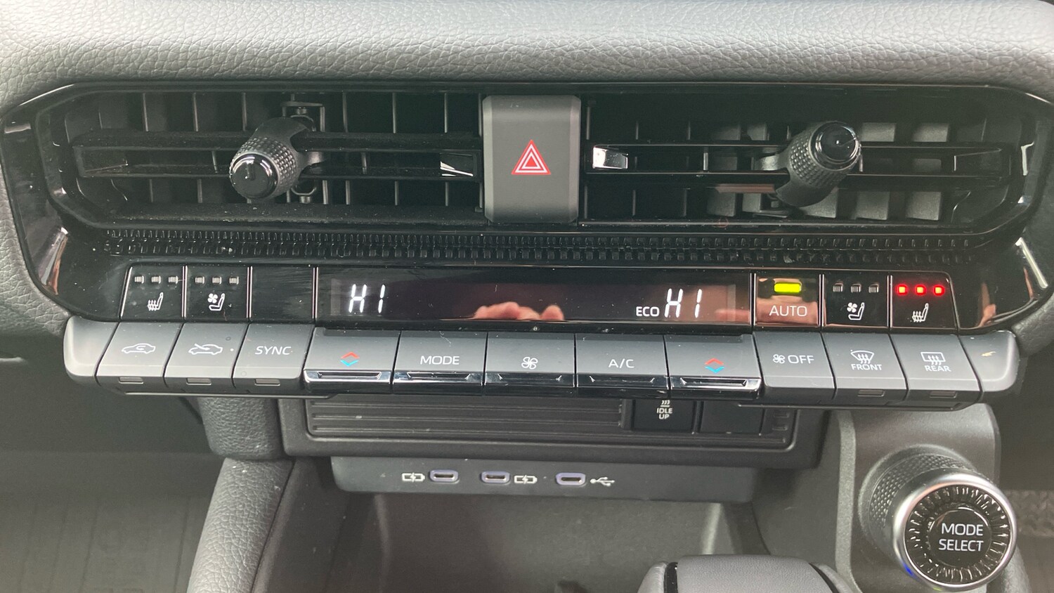 Used Toyota Land Cruiser 2025 for sale - 77694071: Photo 34