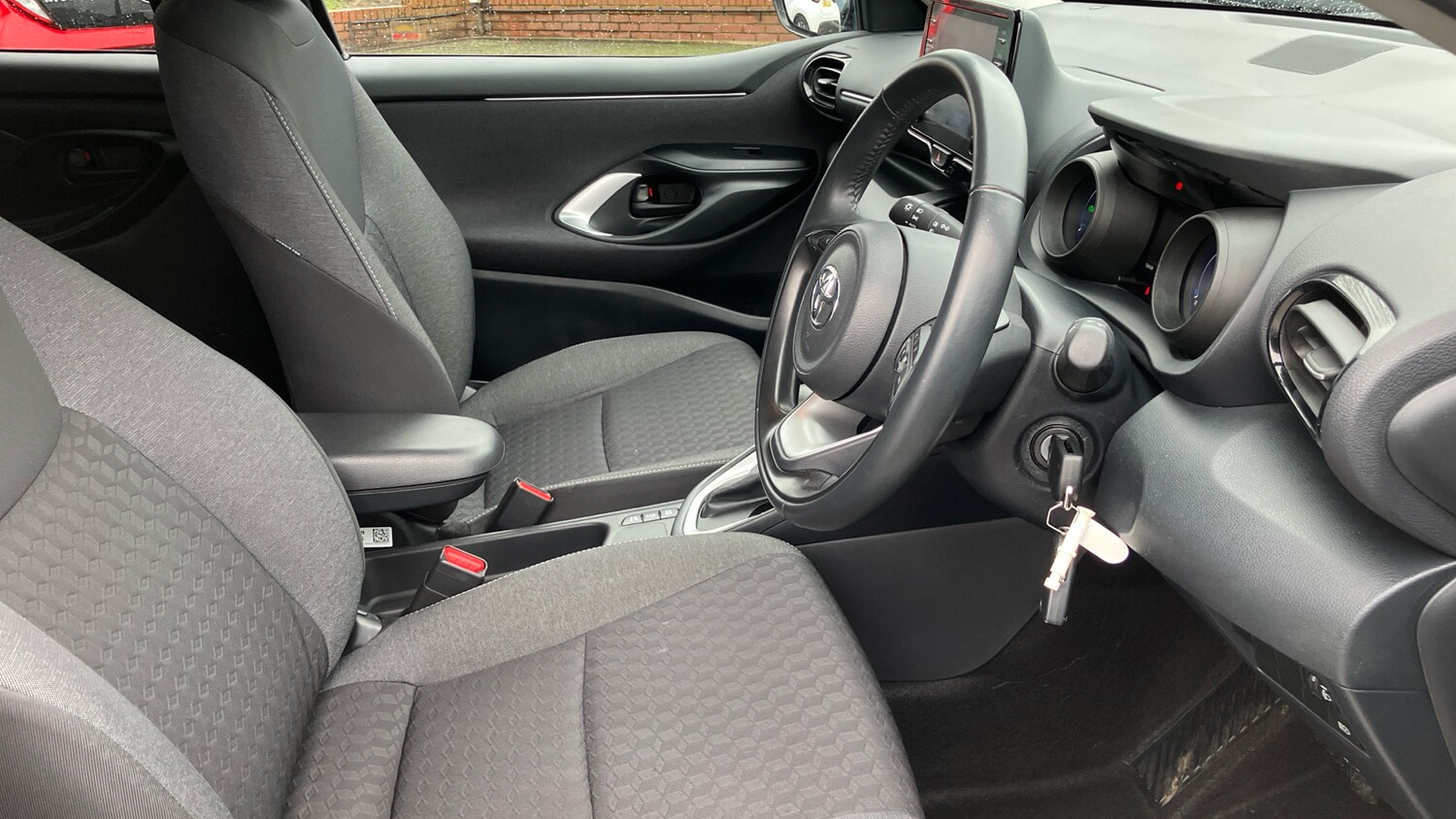 Used Toyota Yaris 2023 for sale - 77543511: Photo 11