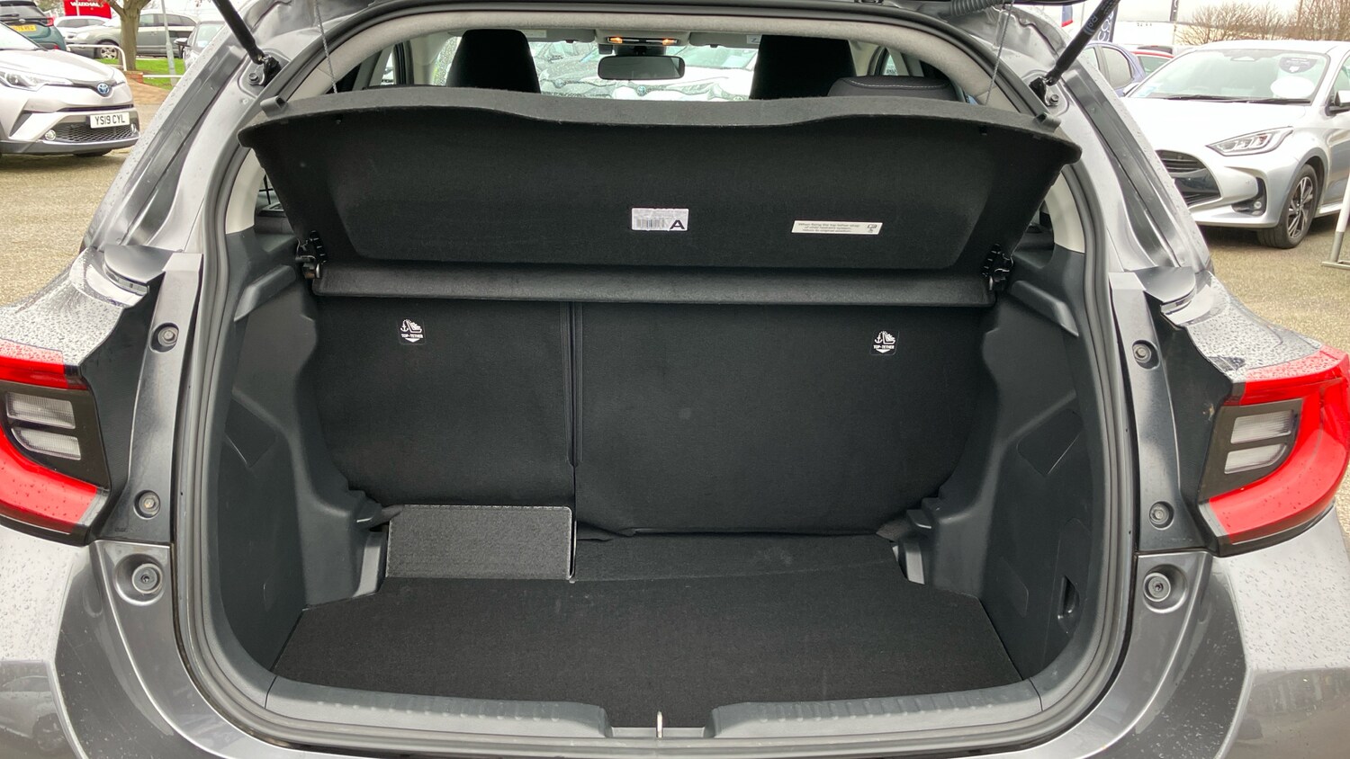 Used Toyota Yaris 2023 for sale - 77543511: Photo 14