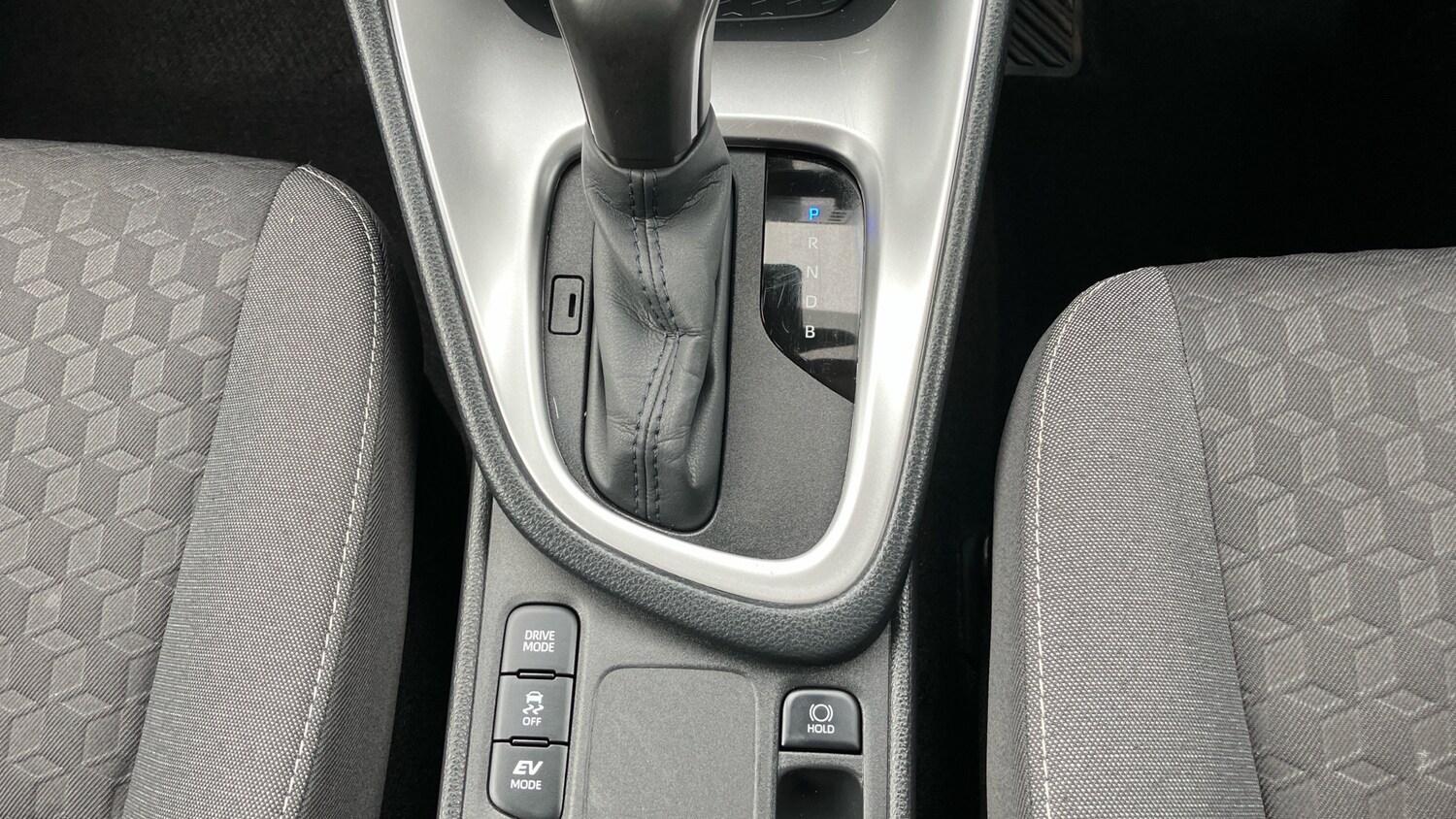 Used Toyota Yaris 2023 for sale - 77543511: Photo 35