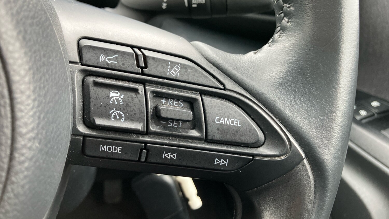 Used Toyota Yaris 2023 for sale - 77543511: Photo 37