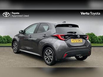 Used Toyota Yaris 2023 for sale - 77543511: Photo