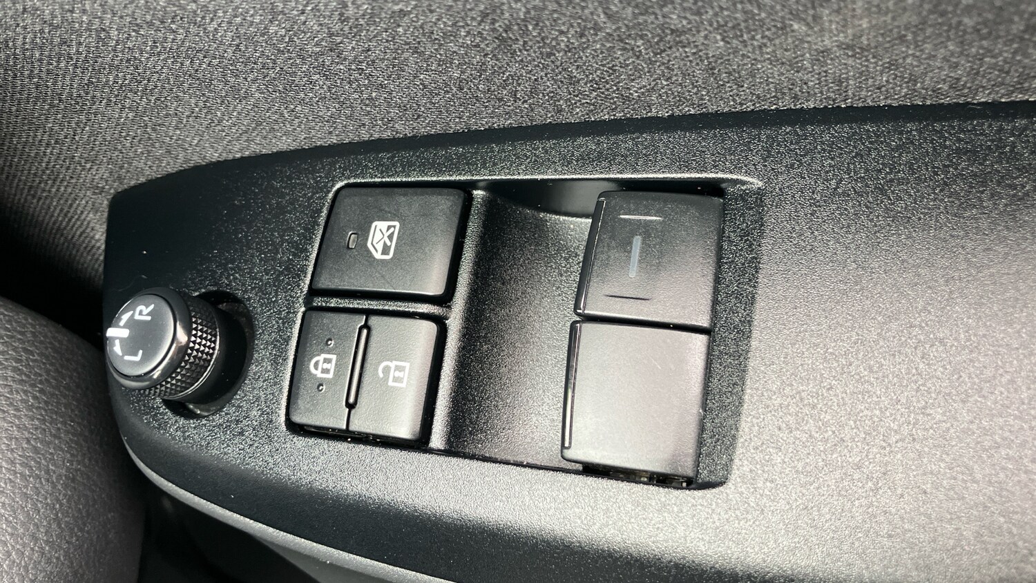 Used Toyota Yaris 2023 for sale - 77354268: Photo 22