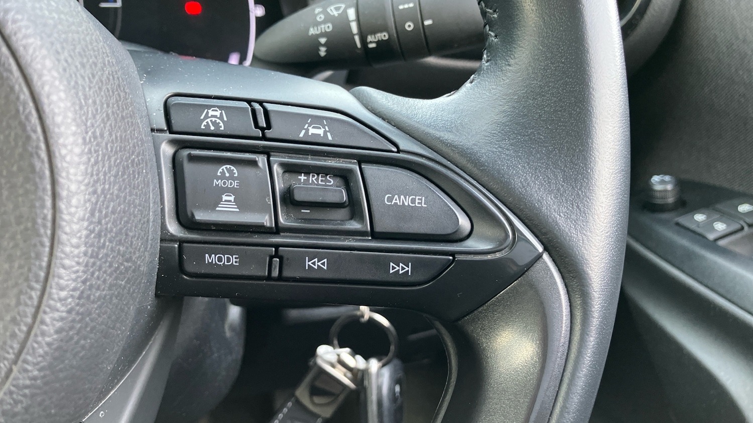 Used Toyota Yaris 2024 for sale - 77088062: Photo 37