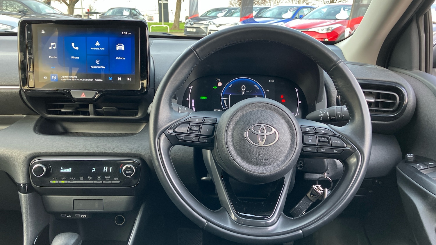 Used Toyota Yaris 2024 for sale - 77088062: Photo 6