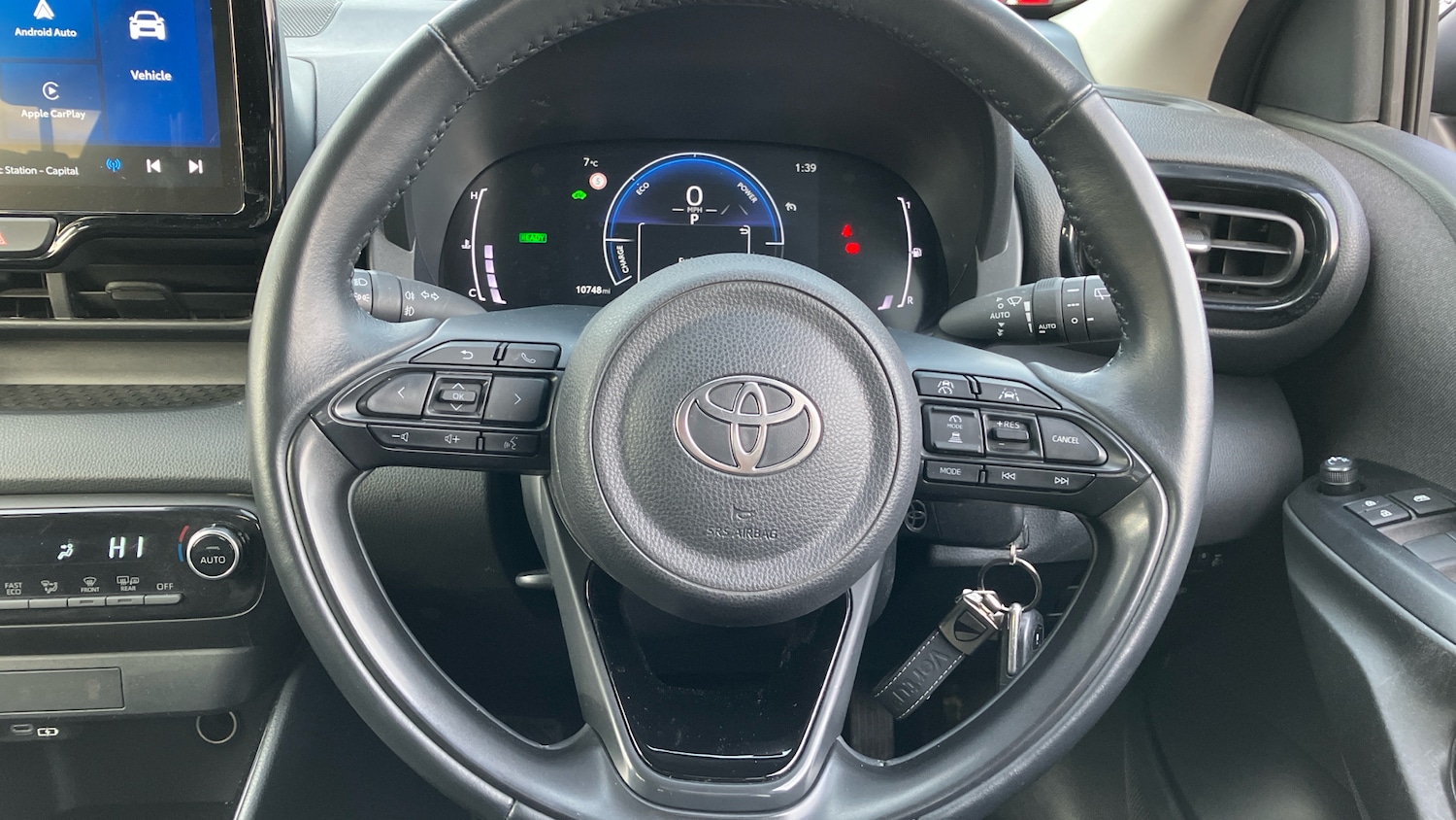 Used Toyota Yaris 2024 for sale - 77088062: Photo 8