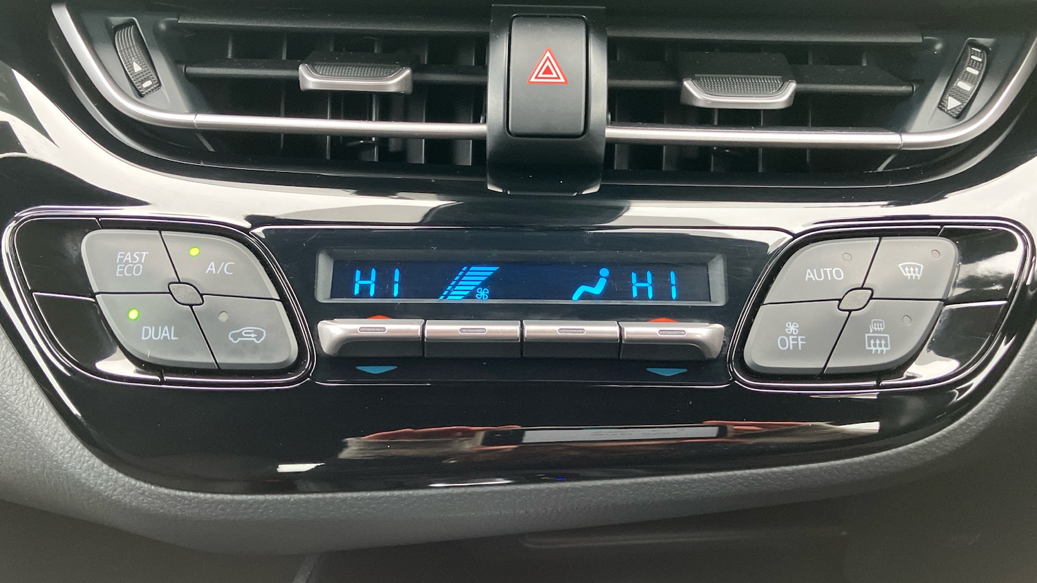 Used Toyota C-HR 2022 for sale - 77779015: Photo 34